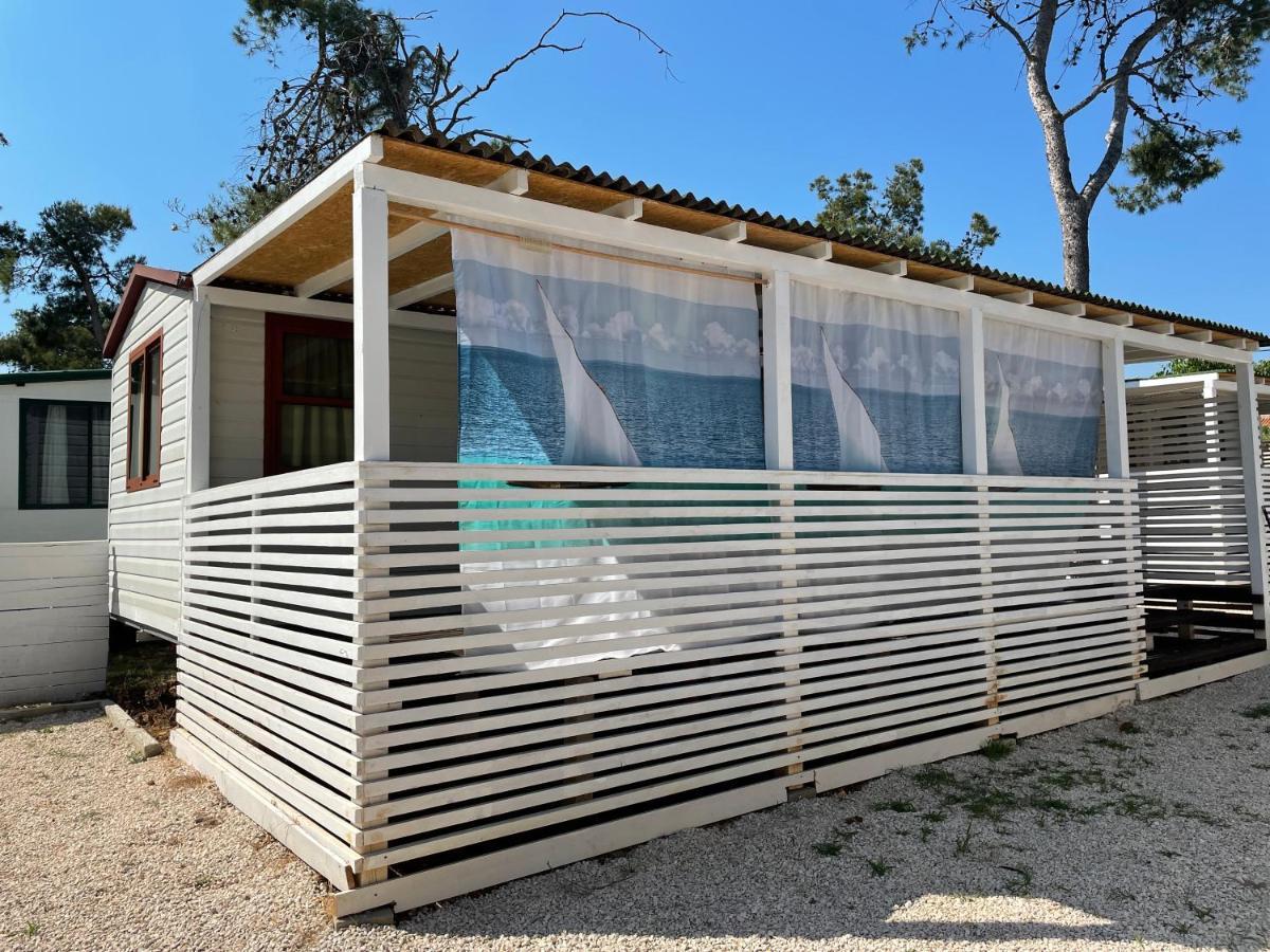 Dalmacia Mobile Homes And Caravans At The Beach 普利拉卡 外观 照片